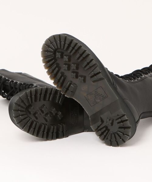 Dr. Martens（ドクターマーチン）の「1B60 Bex Black Pisa