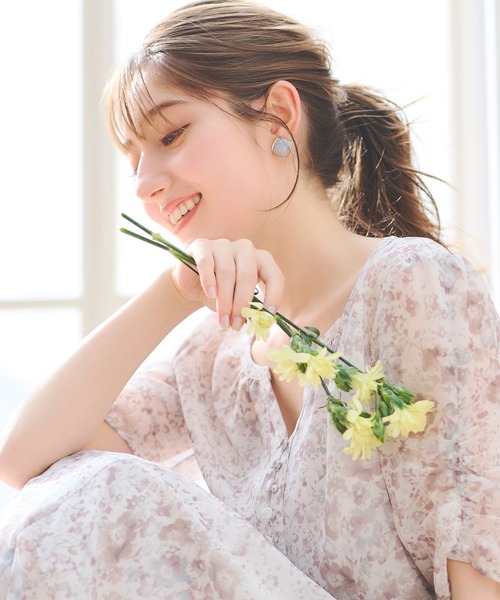 LAISSE PASSE（レッセパッセ）の「MIXフラワープリントワンピース（ワンピース・レディース・サックスブルー系/ベージュ・MEDIUM/SMALL）」の7枚目の写真