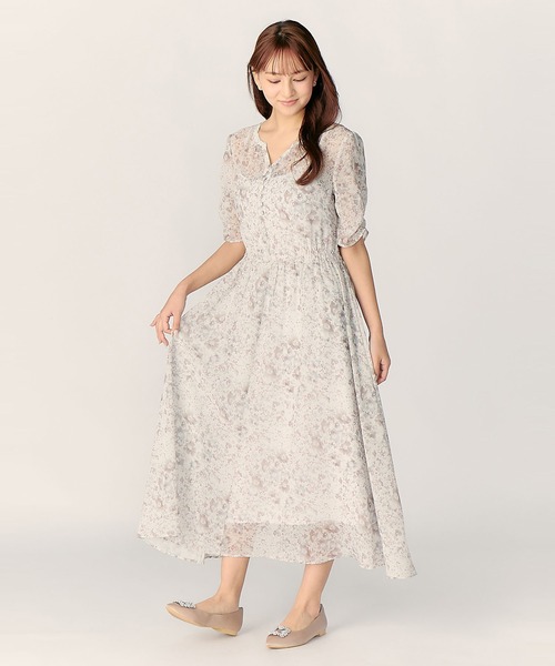 LAISSE PASSE（レッセパッセ）の「MIXフラワープリントワンピース（ワンピース・レディース・サックスブルー系/ベージュ・MEDIUM/SMALL）」の4枚目の写真