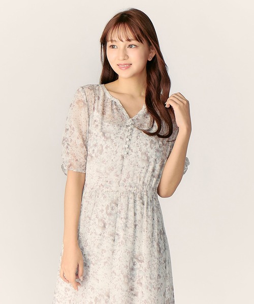 LAISSE PASSE（レッセパッセ）の「MIXフラワープリントワンピース（ワンピース・レディース・サックスブルー系/ベージュ・MEDIUM/SMALL）」の21枚目の写真