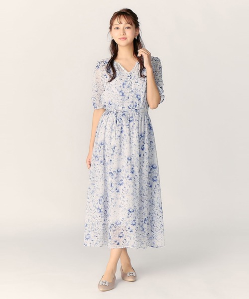 LAISSE PASSE（レッセパッセ）の「MIXフラワープリントワンピース（ワンピース・レディース・サックスブルー系/ベージュ・MEDIUM/SMALL）」の17枚目の写真