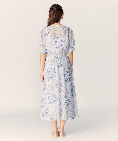 LAISSE PASSE（レッセパッセ）の「MIXフラワープリントワンピース（ワンピース・レディース・サックスブルー系/ベージュ・MEDIUM/SMALL）」の15枚目の写真