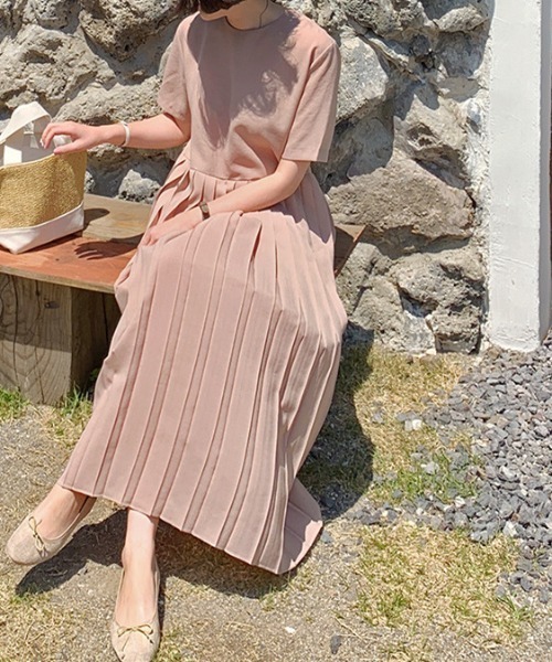 プリーツ切り替え半袖ワンピース（ワンピース）｜deux amour