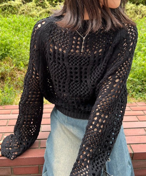 mebole(メボレ)の「クロップド丈透かし編みニット(ニット/セーター・レディース・ピンク/ホワイト/ブラック・FREE)」の1枚目の写真