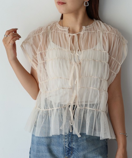 Riberry（リベリー）の「2WAYギャザーリボンチュールトップス/ベスト（ベスト・レディース・グレー/ブラック/ベージュ/グレイッシュベージュ/オフホワイト・FREE）」の5枚目の写真