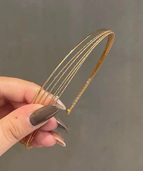 H.TOKYO（エイチトウキョウ）の「メタルデザインカチューシャ（カチューシャ・レディース・ゴールド/シルバー・FREE）」の4枚目の写真