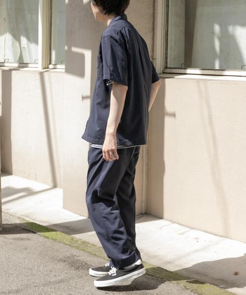 FORK&SPOON(フォークアンドスプーン)の「『セットアップ対応/速乾』FORK&SPOON TEC LINENシャツ(シャツ/ブラウス・メンズ・オリーブ/ネイビー/チャコールグレー・5/4)」の4枚目の写真