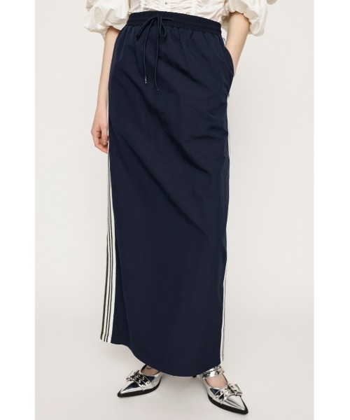 SLY（スライ）の「DROST LINE L/SK ドロスト ライン ロングスカート（スカート・レディース・ネイビー/レッド・FREE）」の2枚目の写真