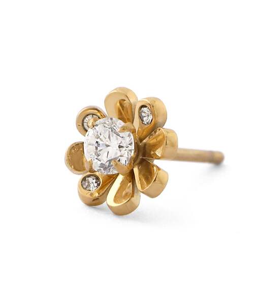 ANEMONE(アネモネ)の「【ステンレス】ビジュー×ミニフラワーピアス(ピアス(両耳用)・レディース・ゴールド/ピンクゴールド・FREE)」の3枚目の写真