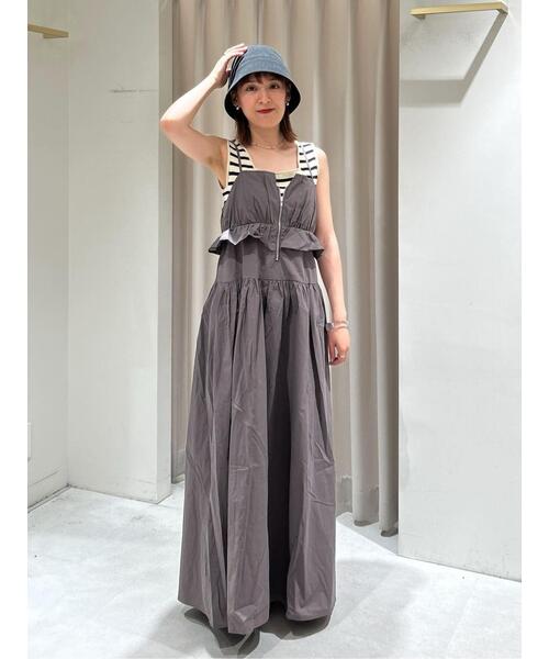 FREE'S MART（フリーズマート）の「ペプラムキャミティアードワンピース（ワンピース・レディース・グレー/ブルー/ホワイト・SMALL/MEDIUM）」の8枚目の写真