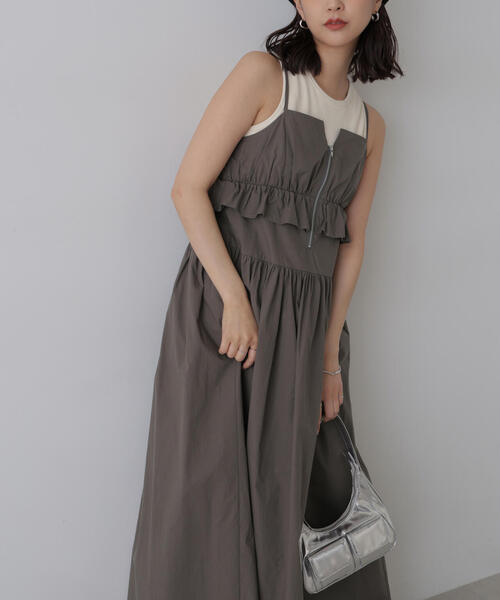 FREE'S MART（フリーズマート）の「ペプラムキャミティアードワンピース（ワンピース・レディース・グレー/ブルー/ホワイト・SMALL/MEDIUM）」の12枚目の写真