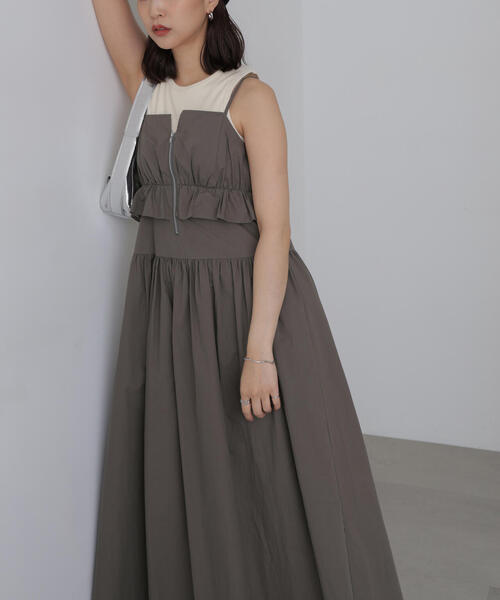 FREE'S MART（フリーズマート）の「ペプラムキャミティアードワンピース（ワンピース・レディース・グレー/ブルー/ホワイト・SMALL/MEDIUM）」の13枚目の写真