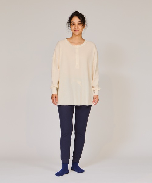 HANES（ヘインズ）の「【Hanes/ヘインズ】レディース ヘンリーネック（Tシャツ/カットソー・レディース・オフホワイト/ブラック/ダークネイビー/ヘザーグレー・FREE）」の9枚目の写真