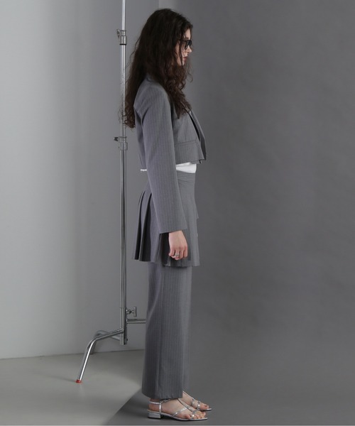 CREOLME（クレオルム）の「(CREOLME)ボックスプリーツスカートパンツ（その他パンツ・レディース・グレー/ネイビー・SMALL/MEDIUM）」の4枚目の写真