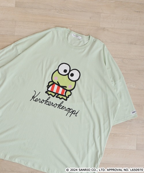 sanrio(サンリオ)の「sanrio サンリオキャラクターズ キングビッグTシャツ(Tシャツ/カットソー・レディース・ホワイト系その他/ブラック系その他/オフホワイト/サックスブルー/ブラック/ネイビー系/グリーン系その他/ピンクベージュ・FREE)」の6枚目の写真