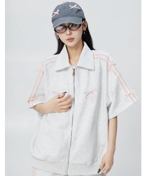 tシャツ A'GEM/9 × .kom 「.KOM/ドットケーオーエム」 サイドリボンクロップ Tシャツ レディース KOM tシャツ A'GEM/9 × .kom 「.KOM/ドットケーオーエム