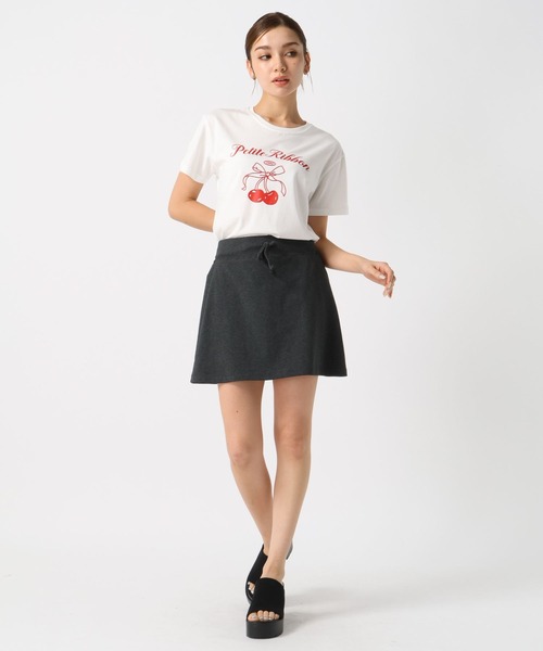 FOREVER 21（フォーエバー トゥエンティーワン）の「【2024FW】レイヤードカットフレアパンツ（その他パンツ・レディース・グレー/ブラック・SMALL/MEDIUM）」の11枚目の写真