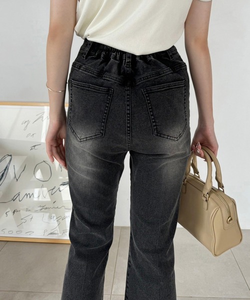 one after another NICE CLAUP（ワンアフターアナザーナイスクラップ）の「フレアデニムパンツ（デニムパンツ・レディース・ライトブルー/ブルー/グレー/ブルー系その他・MEDIUM/SMALL）」の11枚目の写真