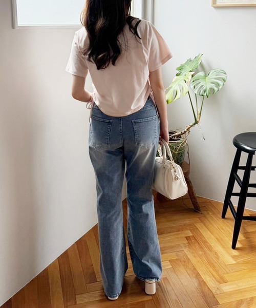 one after another NICE CLAUP（ワンアフターアナザーナイスクラップ）の「フレアデニムパンツ（デニムパンツ・レディース・ライトブルー/ブルー/グレー/ブルー系その他・MEDIUM/SMALL）」の18枚目の写真