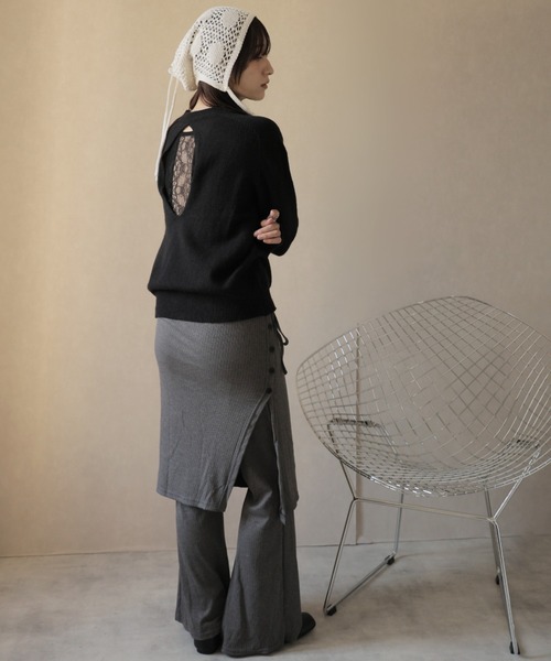 LAFFMO(ラフモ)の「バックオープンニット(ニット/セーター・レディース・グレー/ブラック/カーキ/ダークグレー・F)」の10枚目の写真