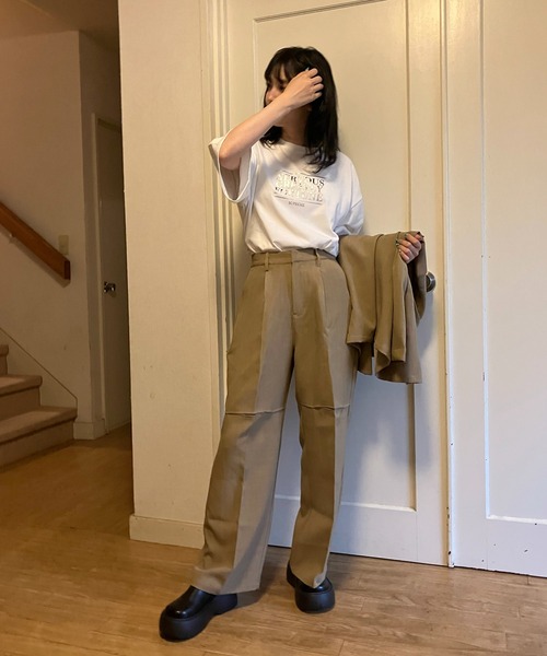 AS KNOW AS plus（アズノゥアズプラス）の「◇膝スリットスラックスパンツ　セットアップ可能（スラックス・レディース・ベージュ/ブラック/グレー・FREE）」の9枚目の写真