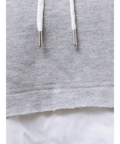 jouetie(ジュエティ)の「レイヤードショートフーディ(パーカー・レディース・グレー/レッド・MEDIUM)」の16枚目の写真