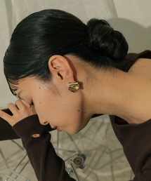 ウェーブ プレート ピアス