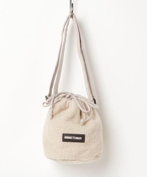 Minnetonka（ミネトンカ）の「【MINNETONKA/ミネトンカ】BOA PURSE BAG ボアバッグ（ショルダーバッグ・レディース・ブラック/アイボリー/ブラウン・FREE）」の4枚目の写真