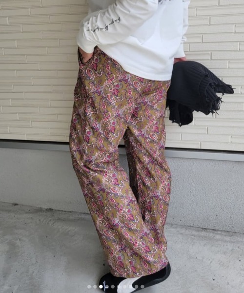 LOSUCA(ロスカ)の「ペイズリー柄 タックギャザープリントパンツ(その他パンツ・レディース・ブラック/ベージュ/パープル・FREE)」の13枚目の写真