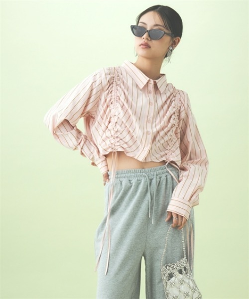 TTOL(トール)の「ワイドクロップドストライプシャツ(シャツ/ブラウス・レディース・グレー/ピンク・M-L/L-XL)」の18枚目の写真