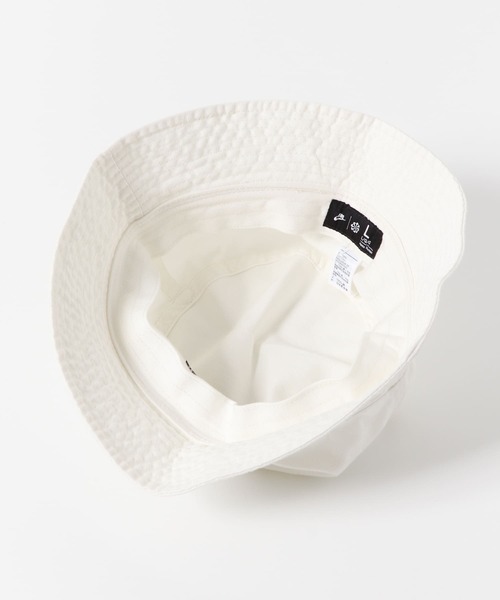 URBAN RESEARCH DOORS（アーバンリサーチドアーズ）の「NIKE　SQ FUT WSH バケット ハット（ハット・メンズ・ホワイト/ブラック・LARGE）」の5枚目の写真