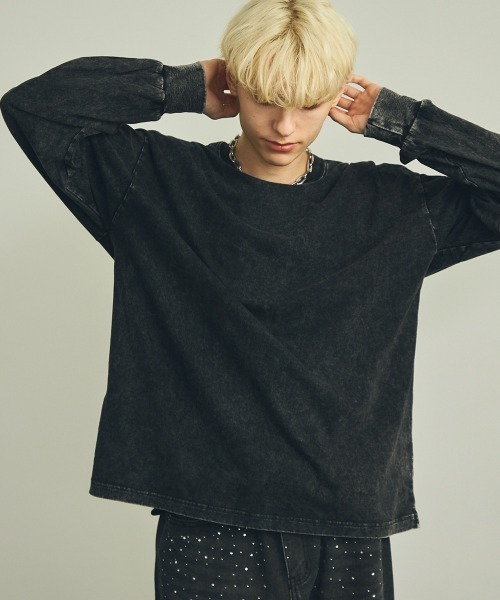 Shoowtime(ショウタイム)の「ピグメントダイオーバーサイズロングTシャツ(Tシャツ/カットソー・メンズ・グレー系/ブラウン系/オリーブ系/ブラック系・MEDIUM/LARGE/X-LARGE)」の6枚目の写真