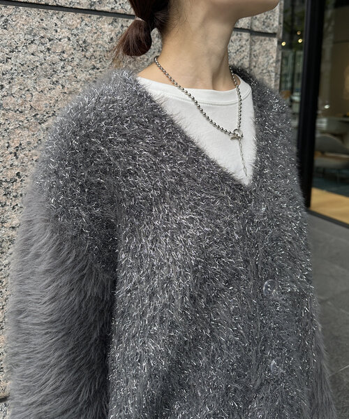 DouDou(ドゥドゥ)の「【WEB限定】フェザー×ラメニットカーディガン(カーディガン/ボレロ・レディース・チャコールグレー/シルバー/アイボリー・FREE)」の14枚目の写真