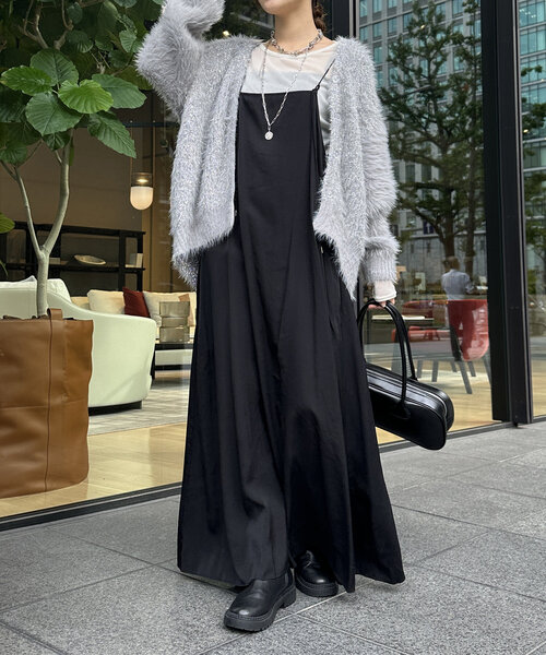 DouDou(ドゥドゥ)の「【WEB限定】フェザー×ラメニットカーディガン(カーディガン/ボレロ・レディース・チャコールグレー/シルバー/アイボリー・FREE)」の22枚目の写真