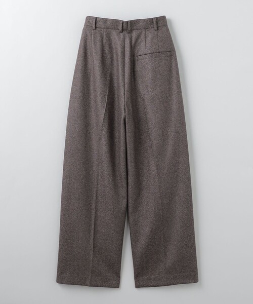 6（ロク）の「＜6(ROKU)＞NEW タックパンツ（スラックス）」 - WEAR