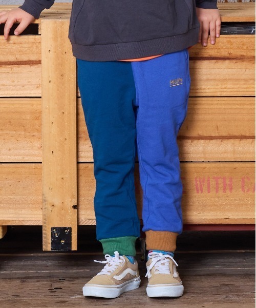 Life Support Products（ライフサポートプロダクツ）の「裏毛ワンポイントスウェットパンツ【セットアップ可能】（スウェットパンツ・キッズ・マスタード/チャコール/ネイビー/ラベンダー/サーモンピンク/パープル/杢グレー/ピンク系その他/ブラック/ブラウン・100/95/90/80/110/150/140/130/120）」の2枚目の写真