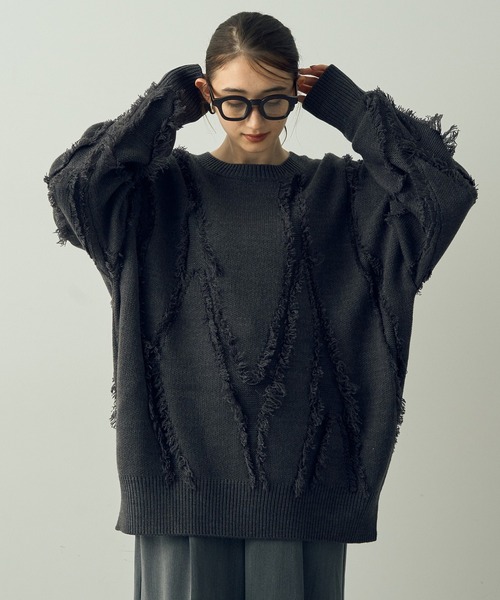 Editt by YECCA VECCA(エディットバイイェッカヴェッカ)の「フリンジルーズニット(ニット/セーター・レディース・ライム/ダークベージュ/アイボリー/チャコールグレー・FREE)」の21枚目の写真