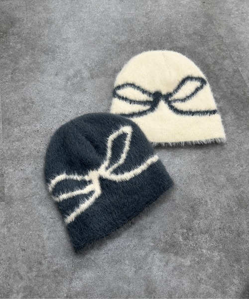 jiasecond.（ジアセカンド）の「【jiasecond.】リボン柄シャギービーニー / 帽子 ニット帽 ビーニー ファー ニットワッチ リボン バレエコア シャギー 起毛 ふわふわ ブラック チャコール ZOZOTOWN限定（ニットキャップ/ビーニー・レディース・アイボリー/チャコールグレー・FREE）」の2枚目の写真