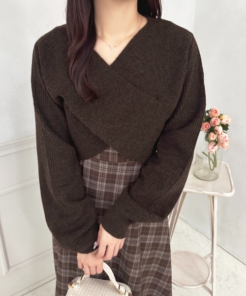 apres jour(アプレジュール)の「クロスニットショートトップス【ZOZOTOWN限定アイテム】(ニット/セーター・レディース・ブラック/ブラウン系その他/ライトピンク/オフホワイト/レッド・フリー/X-LARGE)」の4枚目の写真