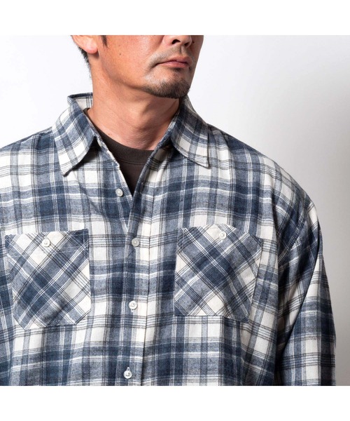 BAYBLO(ベイブロ)の「(SA) ワイド ビエラ 長袖 チェックシャツ(シャツ/ブラウス・メンズ・ネイビー系/ブラック系その他/レッド系その他2/ブラック×ブルー/グリーン系その他/レッド系その他/グレー系その他/ブラウン系その他・M/L/LL)」の6枚目の写真