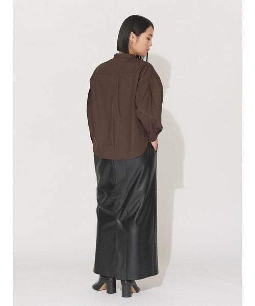 MIDIUMISOLID（ミディウミソリッド）の「MIDIUMISOLID for Ladies タックスリーブシャツ(SOPHISTICATE)（シャツ/ブラウス・レディース・ブラウン/ブラック/オフホワイト・FREE）」の12枚目の写真