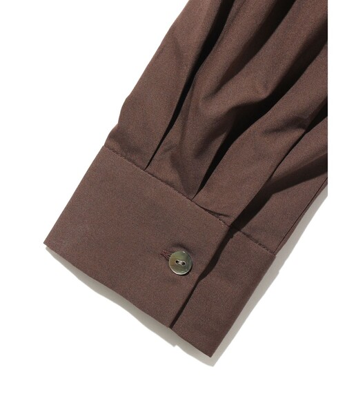 MIDIUMISOLID（ミディウミソリッド）の「MIDIUMISOLID for Ladies タックスリーブシャツ(SOPHISTICATE)（シャツ/ブラウス・レディース・ブラウン/ブラック/オフホワイト・FREE）」の19枚目の写真