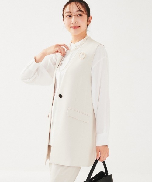 UNTITLED（アンタイトル）の「カラーレスジレ（ベスト・レディース・ナチュラル/ブラック/ネイビー・02）」の3枚目の写真