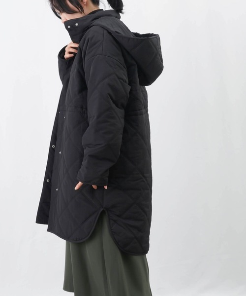 LUCA/LADY LUCK LUCA（ルカ/レディラックルカ）の「LC/LLL キルティングフードコート / フード付き中綿ロングコート（ダウンジャケット/コート・レディース・ブラック・FREE）」の13枚目の写真