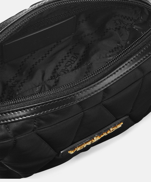 3387【未使用・タグ付】ヴェルサーチ メデューサ刺繍ロゴ ニット セーター 3387【未使用・タグ付】ヴェルサーチ メデューサ刺繍ロゴ ニット