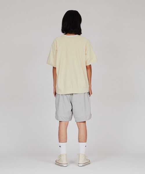 Champion(チャンピオン)の「【Champion/チャンピオン】メンズ メンズカジュアル リバースウィーブ(R) クルーネックスウェットシャツ(スウェット・メンズ・レッド系その他/その他35/クリーム/ブラック系その他・LARGE/MEDIUM/X-LARGE)」の11枚目の写真