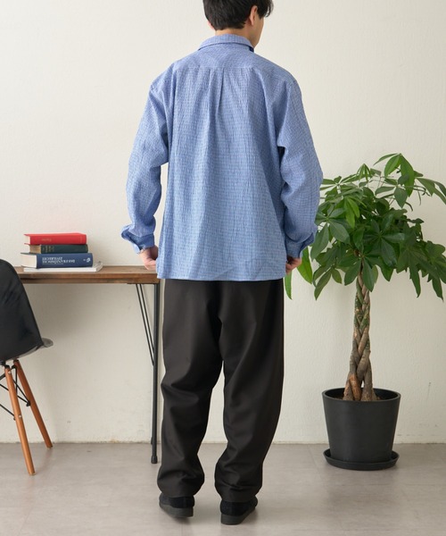 CIAOPANIC TYPY（チャオパニックティピー）の「【ユニセックス】ビックシルエットシアサッカーチェックシャツ（シャツ/ブラウス・メンズ・ブラック/ブラウン/グリーン/ブルー・LARGE/MEDIUM/SMALL）」の22枚目の写真