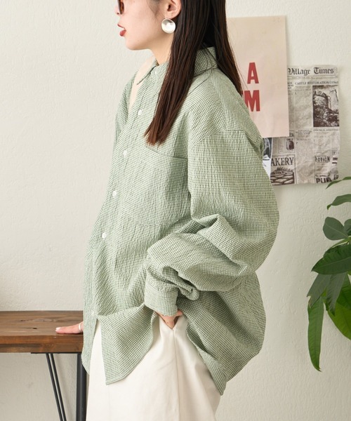 CIAOPANIC TYPY（チャオパニックティピー）の「【ユニセックス】ビックシルエットシアサッカーチェックシャツ（シャツ/ブラウス・メンズ・ブラック/ブラウン/グリーン/ブルー・LARGE/MEDIUM/SMALL）」の15枚目の写真