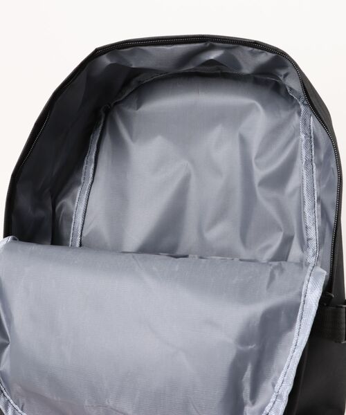 ammy.（エイミードット）の「【 ammy. / エイミードット 】 大容量 ロゴ ベーシック バックパック リュック（バックパック/リュック・レディース・アイボリー/ブラック・FREE）」の10枚目の写真