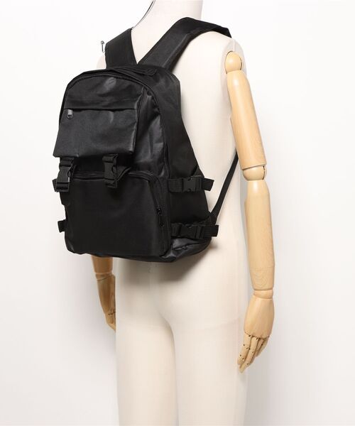 ammy.（エイミードット）の「【 ammy. / エイミードット 】 大容量 ロゴ ベーシック バックパック リュック（バックパック/リュック・レディース・アイボリー/ブラック・FREE）」の11枚目の写真